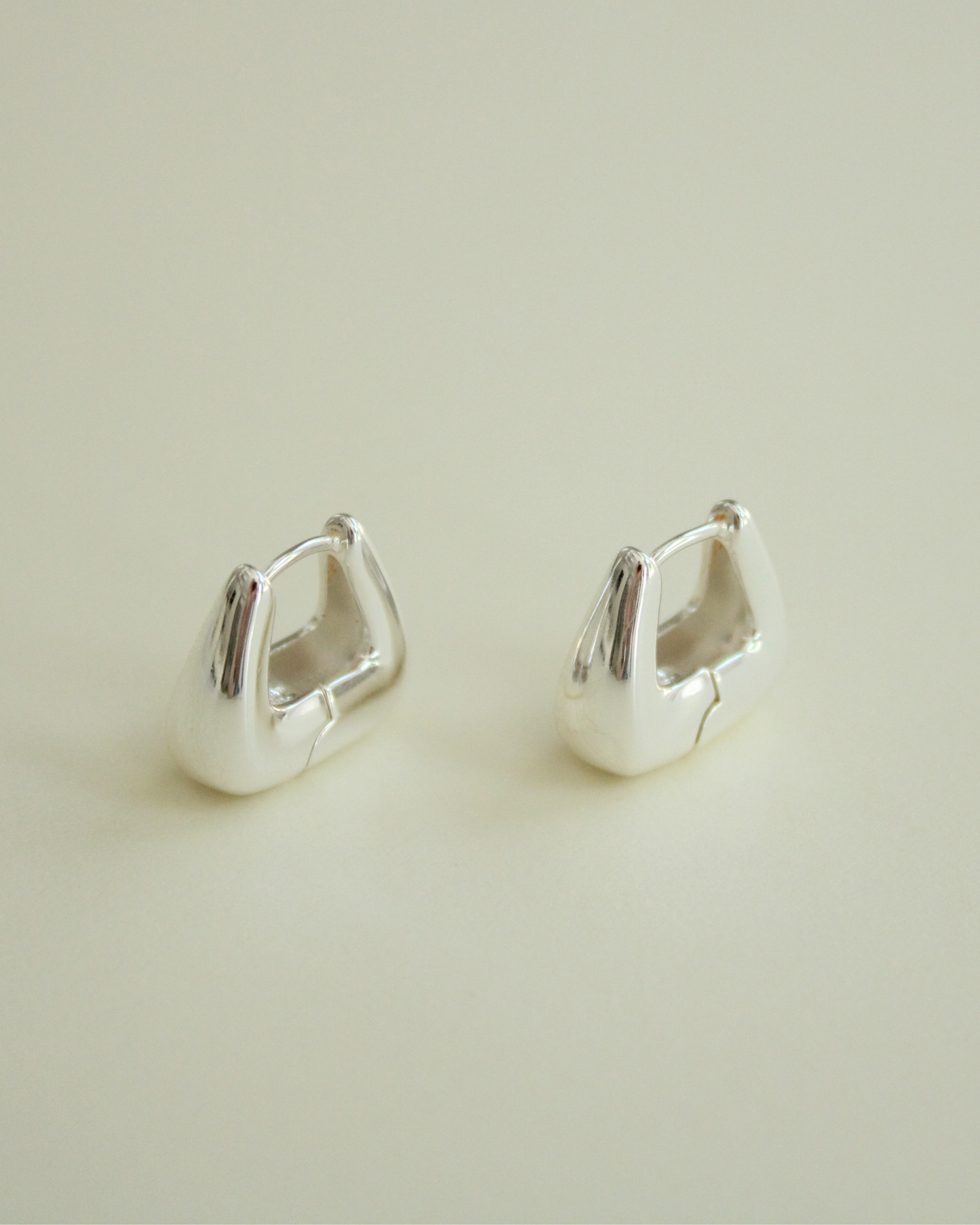 Petite Hoops