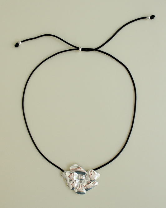 Le Fleur Pendant