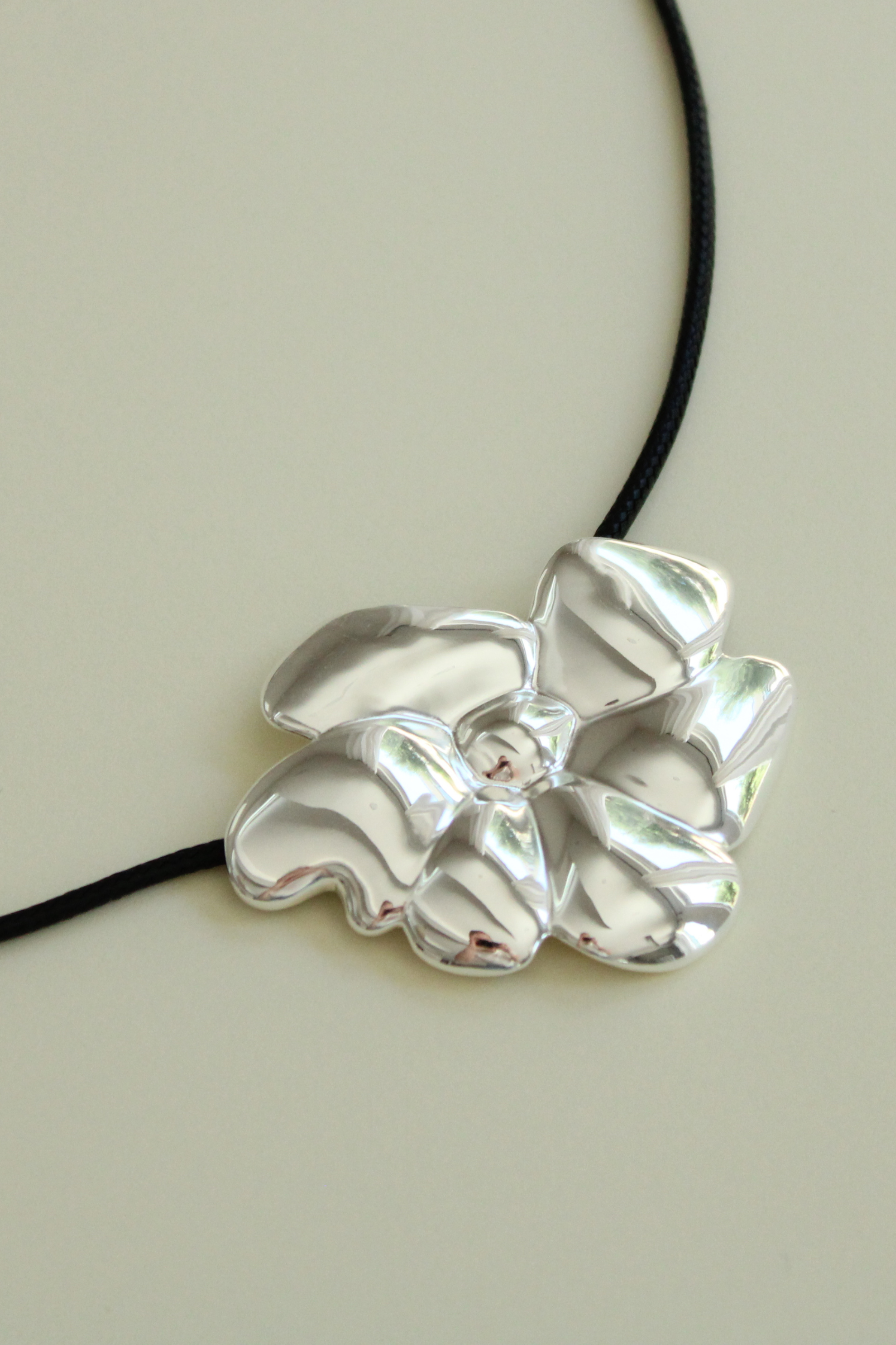 Bloom Pendant